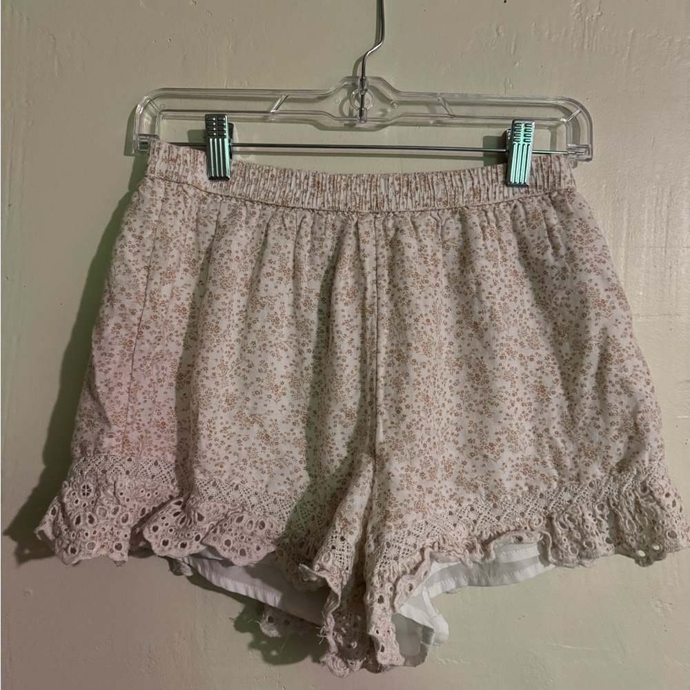 American Eagle Outfitters floral lace trim shorts